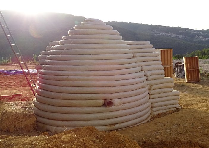 architettura sostenibile superadobe