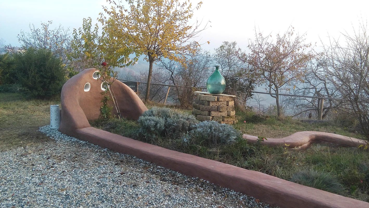 superadobe and cocciopesto garden design