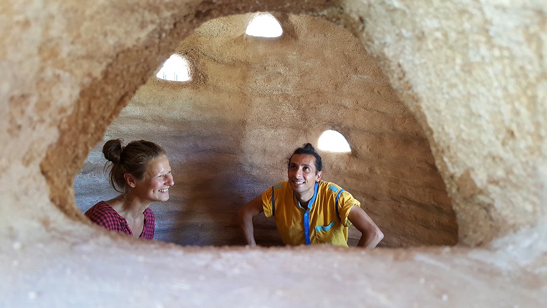 sculpture in superadobe and cocciopesto in Palermo