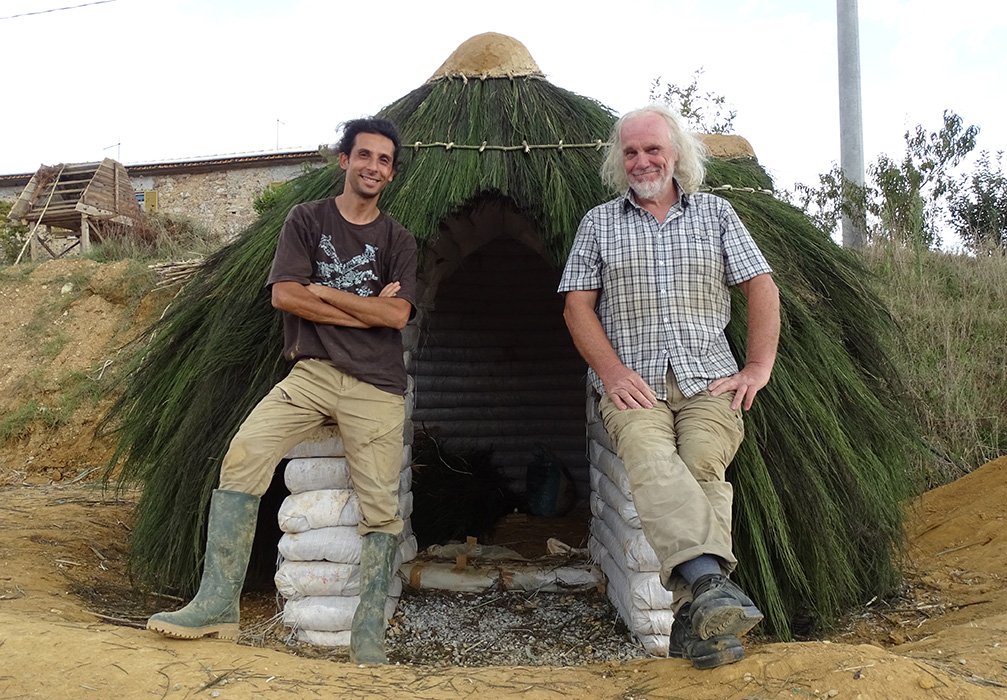 thatching an earthbag superadobe dome